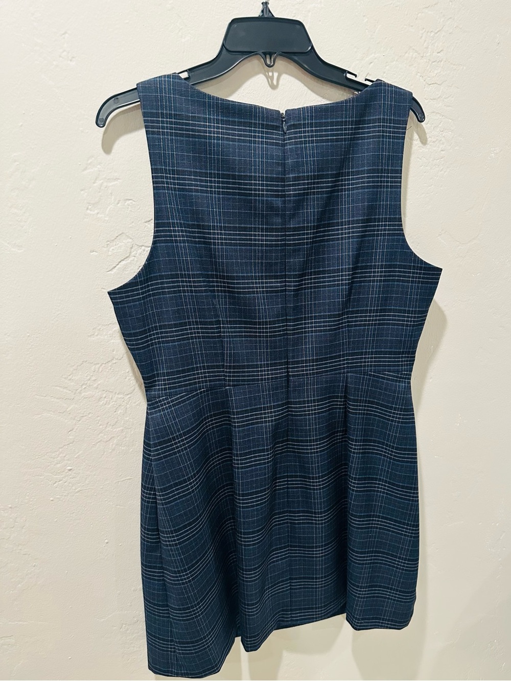 NWT Gianni Bini Charlotte Crepe Plaid Print Boat Neck Sleeveless A-Line Dress 12 - Picture 11 of 11